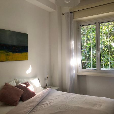 Lovely 2 Room Apartment With Small Garden Milán Exterior foto