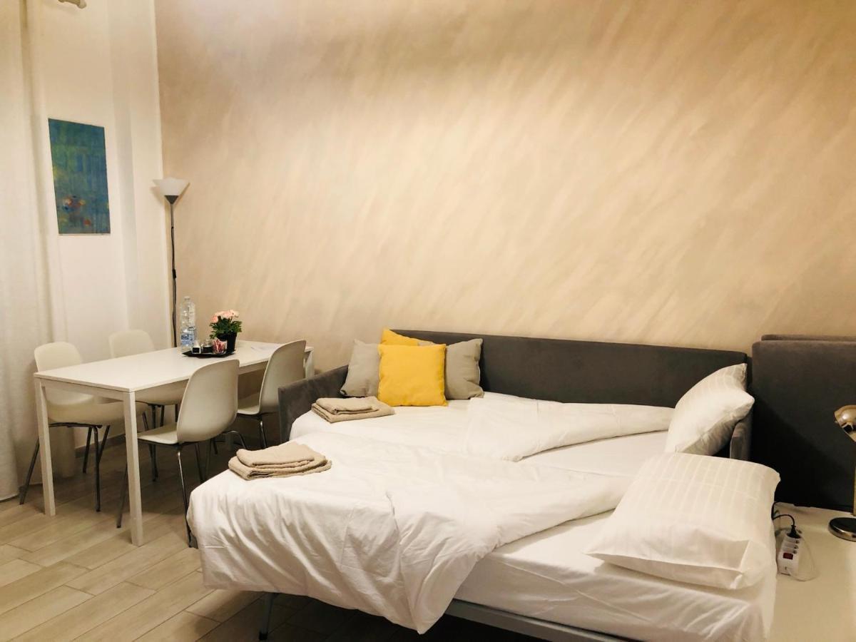 Lovely 2 Room Apartment With Small Garden Milán Exterior foto