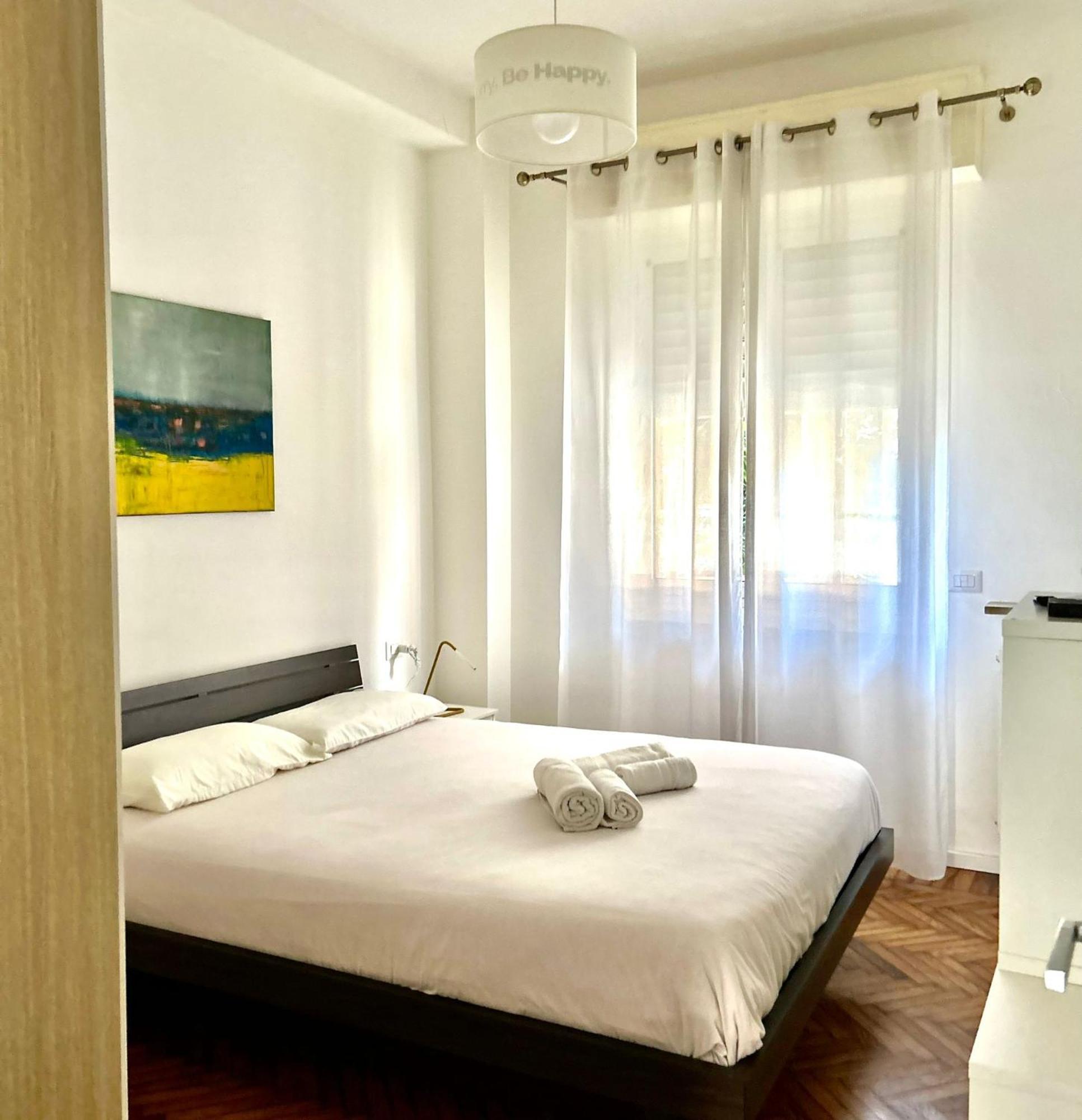 Lovely 2 Room Apartment With Small Garden Milán Exterior foto