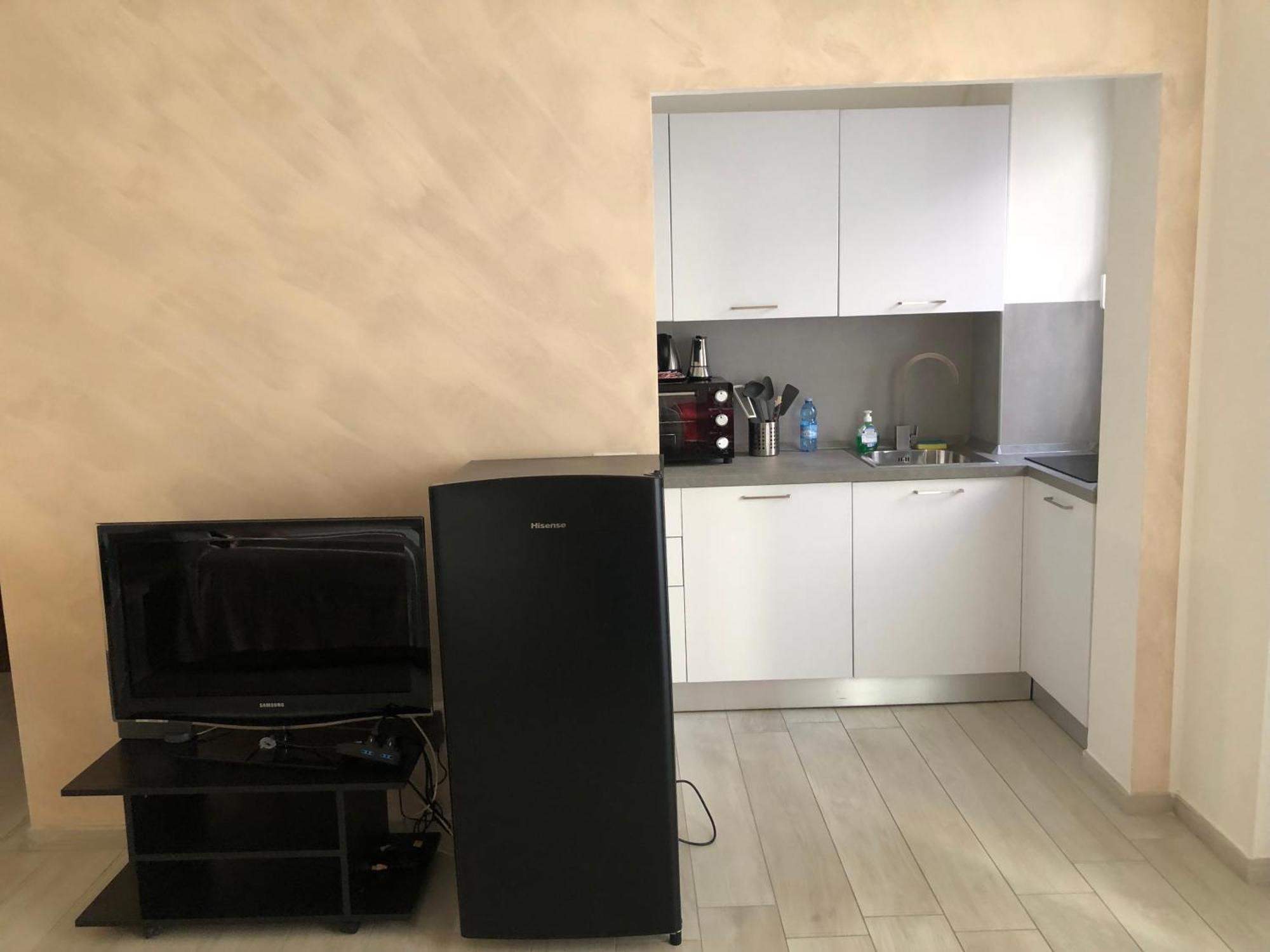 Lovely 2 Room Apartment With Small Garden Milán Exterior foto